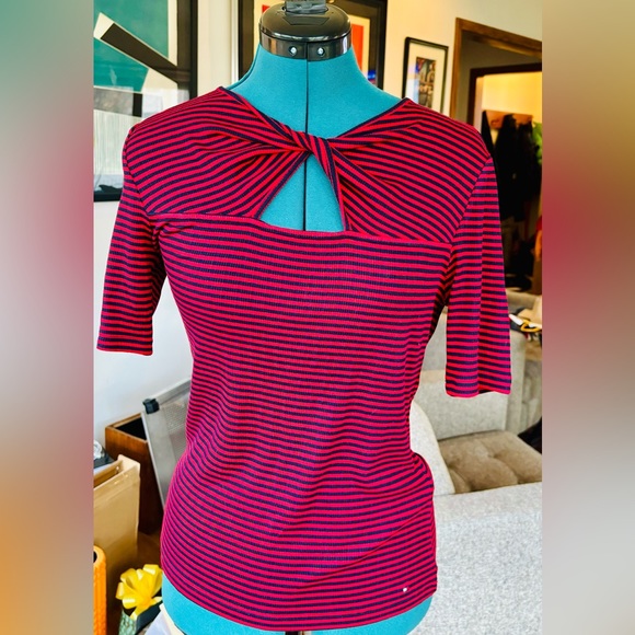 NWT Tommy Hilfiger Striped Keyhole Twist Shirt Top Size Small Short Sleeve - Picture 2 of 6